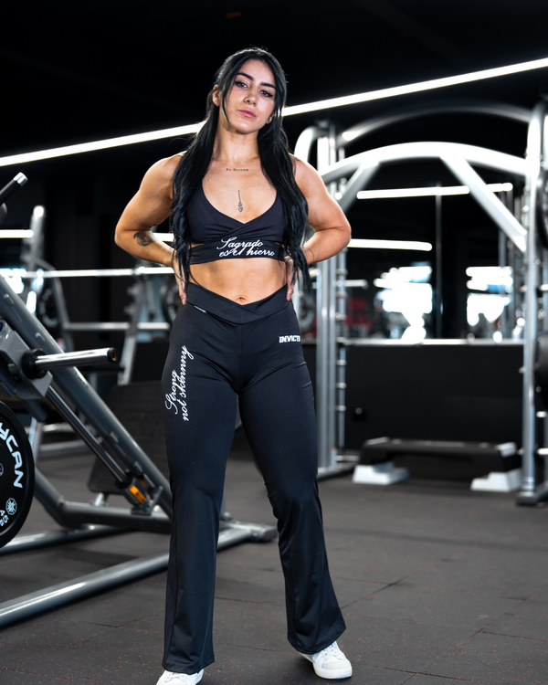 Leggins Negro Bota recta Sagrado es el hierro