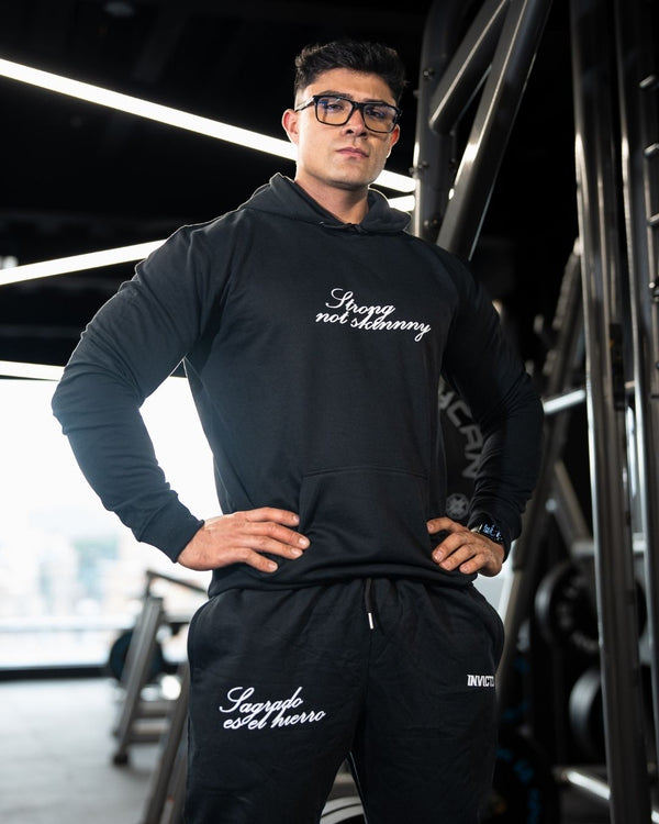 Jogger Negro Colección Sagrado es el hierrro 2